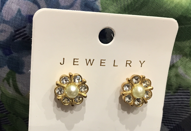 Light Green Stone Stud Earrings- STU30