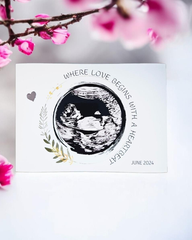 🫶Love at First Sight – Gold Leaf Circle ✨