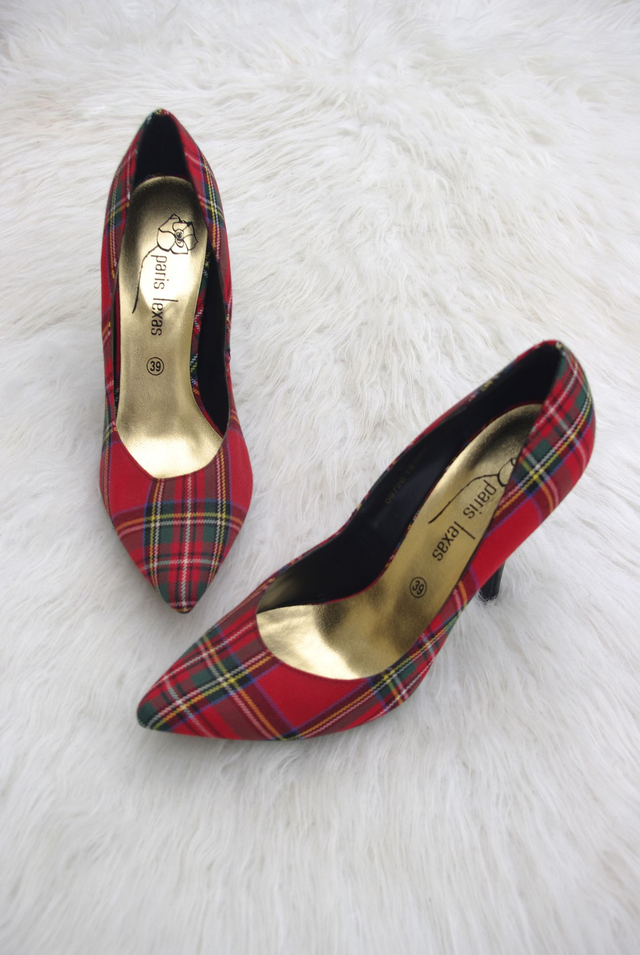 Escarpin à carreaux rouge