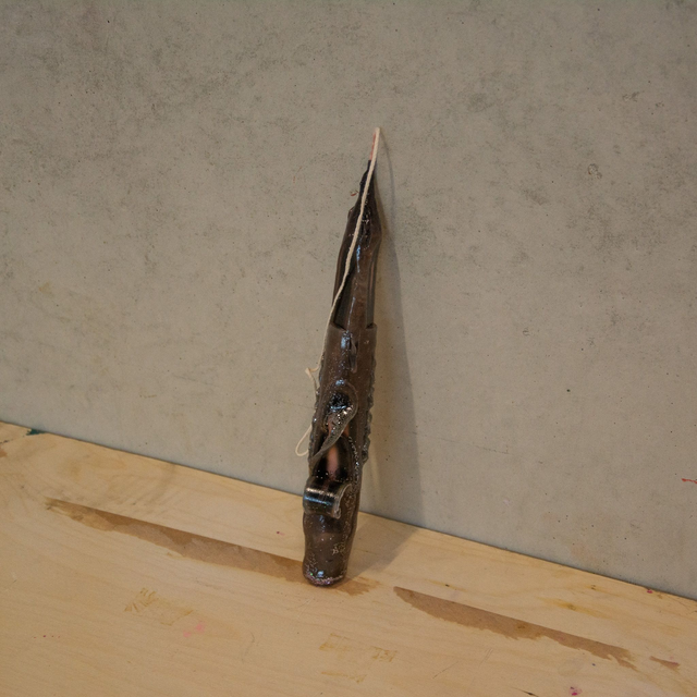 Vilde Tuv Candle (Brown/black/pale orange)