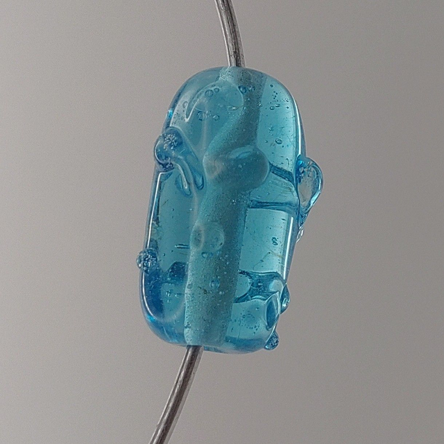 Bombay Sapphire Bead