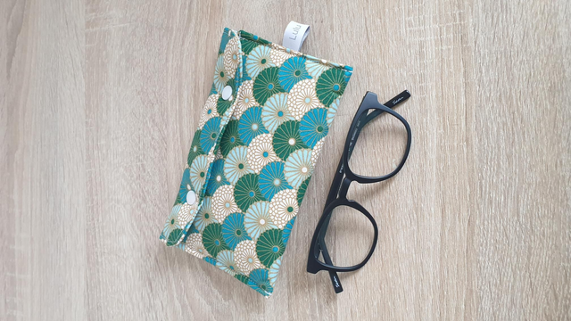 Étuis à lunettes ou téléphone VERT