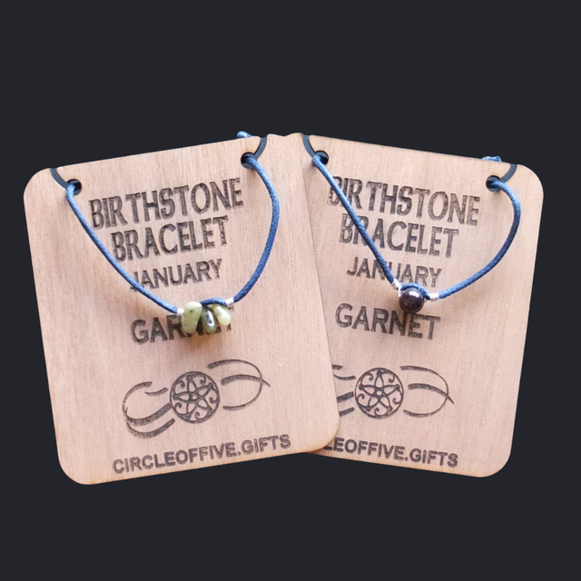 01 Birthstone Bracelet - January - Garnet