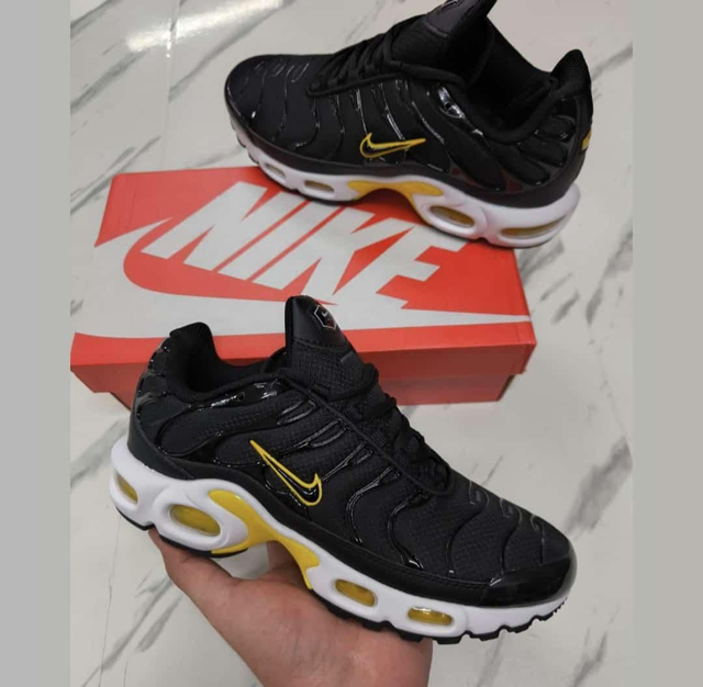Nike TN negra/amarilla