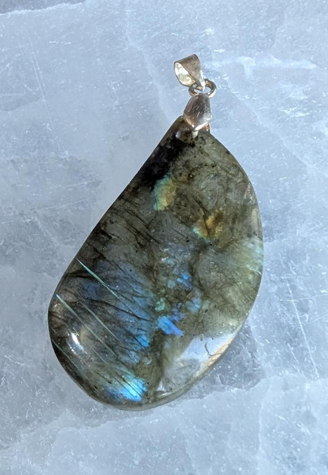 Labradorite 