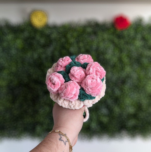 Mini Bouquet de fleurs éternel , bouquet en crochet , fait main , idée cadeau artisanal , idée cadeau unique  