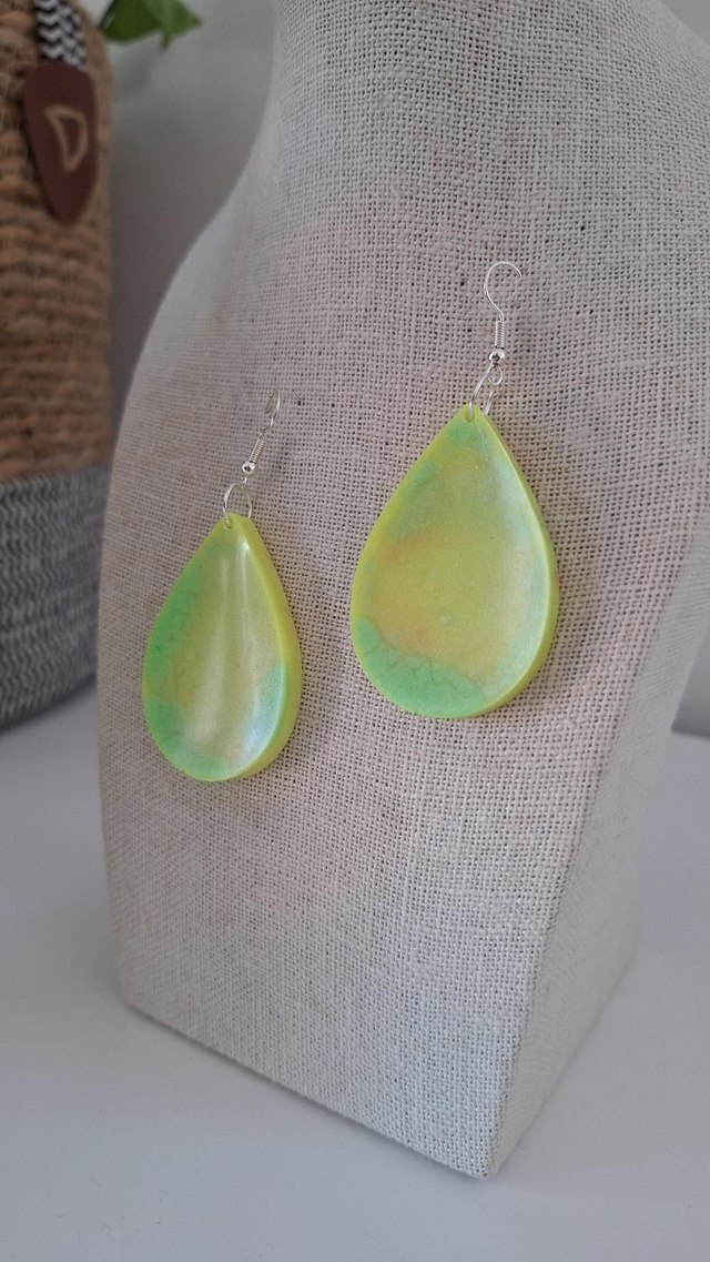 Boucles oreilles fluo jaunes vertes oranges