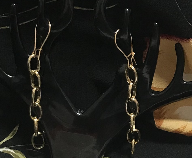 Gold Dangling Earrings- GCD54