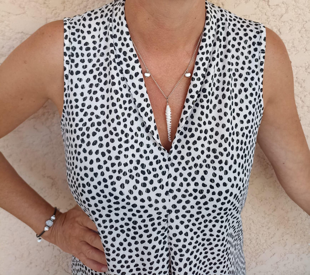 Collier en verre Tourbillon blanc 