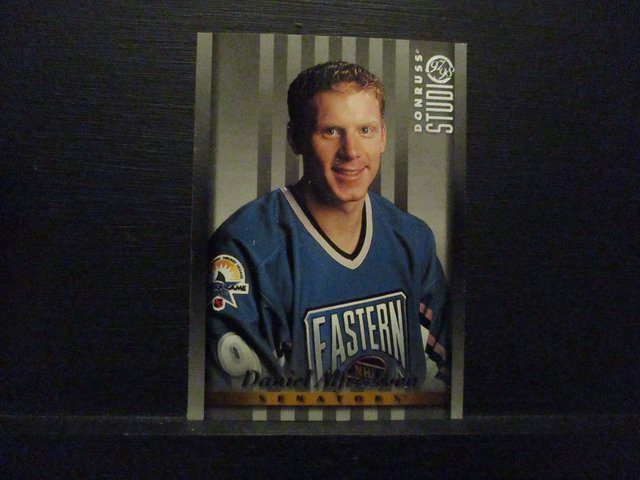 Daniel Alfredsson - NFL 1997 Donruss Studio Ice Hockey Original Trading Card #94 (SEE PIC)