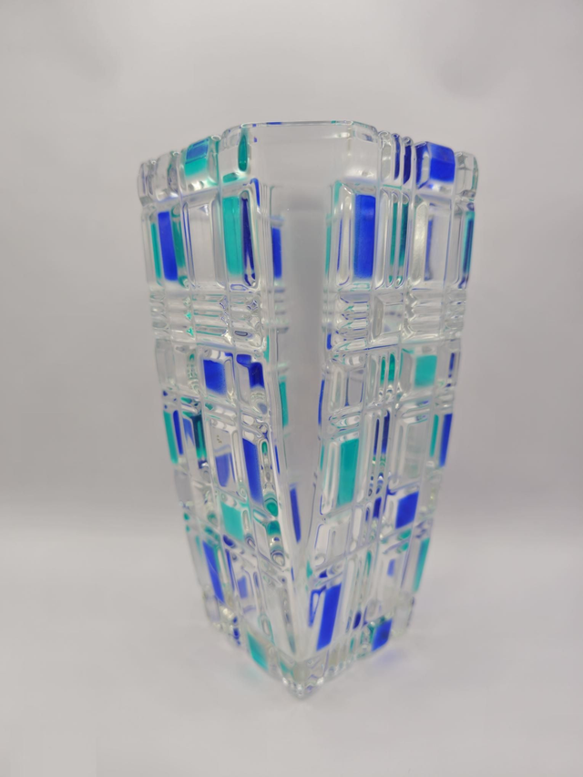 Vase en verre décor vert et bleu