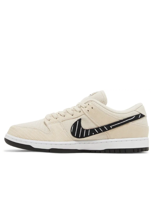 Nike SB Dunk Low Albino & Preto (Taille 44)
