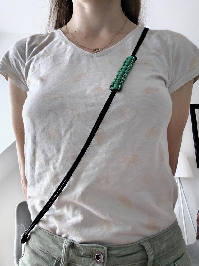 Bandoulière (verte) de téléphone RÉGLABLE en paracorde