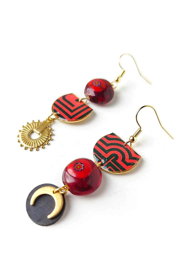 Boucles d&#039;oreilles Asymétriques Upcyclées en Chambre à Air et Papier Recyclés &amp; Verre de Murano - Ethniques