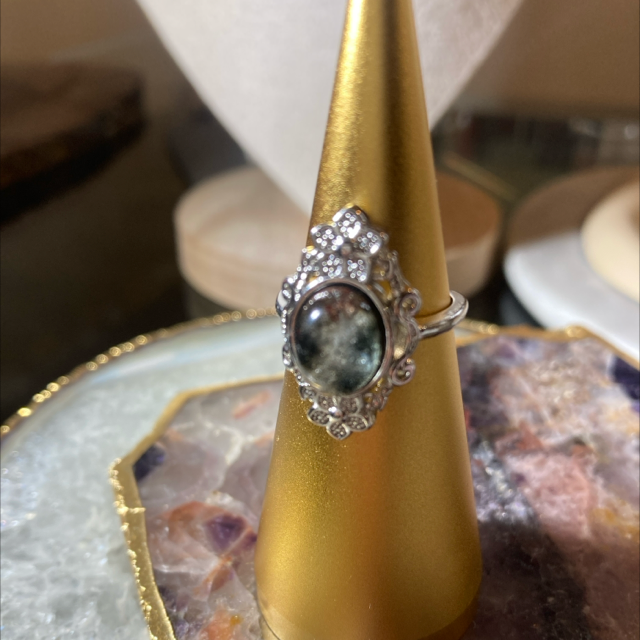 Garden Quartz Adjustable Stainless steel ring