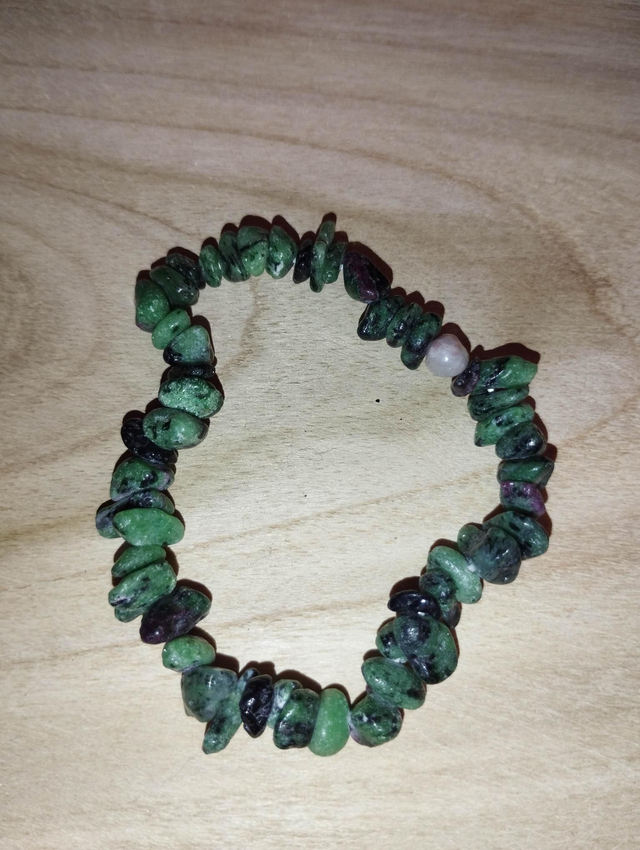 Rubis sur zoisite bracelet chips 