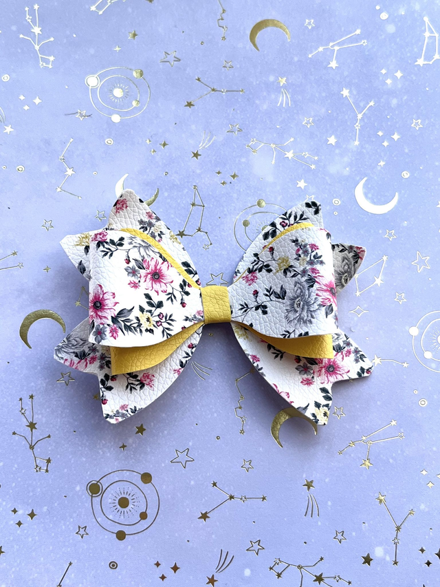 Pink meadow hair bow