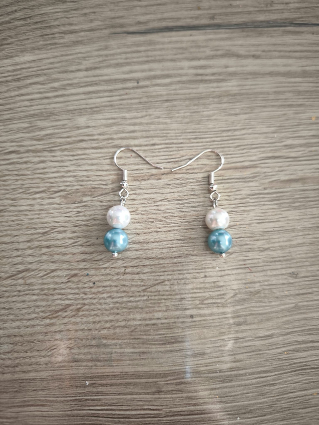 Boucles d’Oreilles Perles de Nacre et Turquoise de Majorque – Bijoux Élégants en Acier Inoxydable