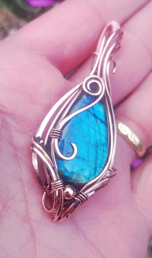 Pendentif cuivre et labradorite 