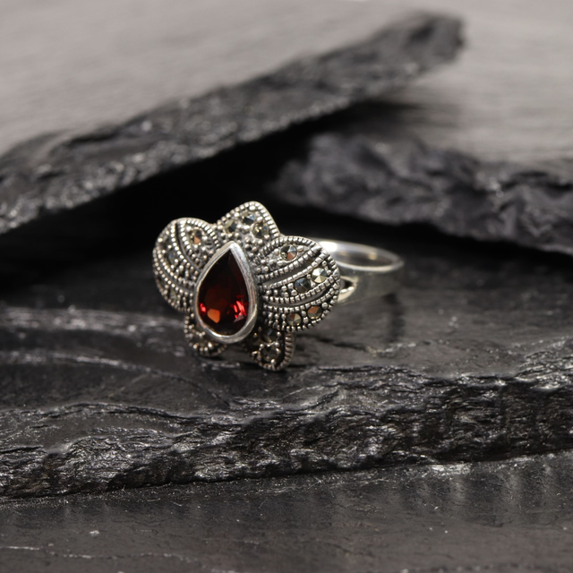 Vintage Sterling Silver 925 Art Deco Style Pear Cut Red Garnet With Marcasite Gemstone Flower Design Ring Size O - 7
