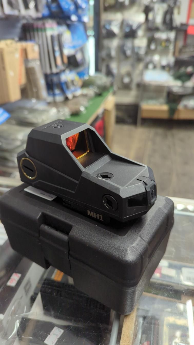 Hartman MH1 Red Doc Site