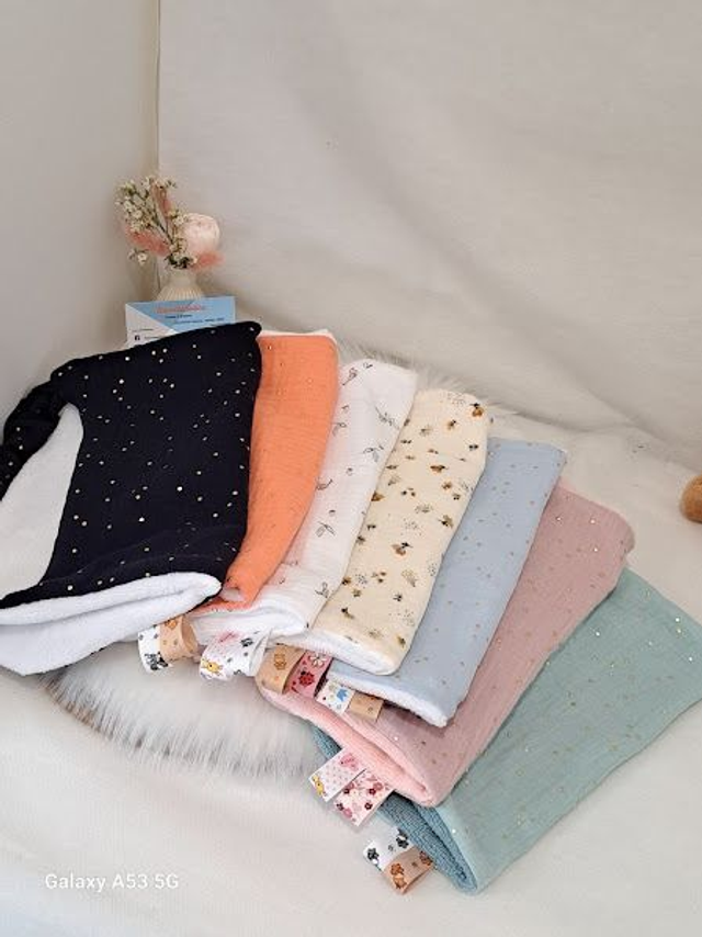 Serviette de cantine maternelle personnalisée, serviette de table, fille garçon, bavoir élastique enfant, cadeau enfant, rentrée scolaire