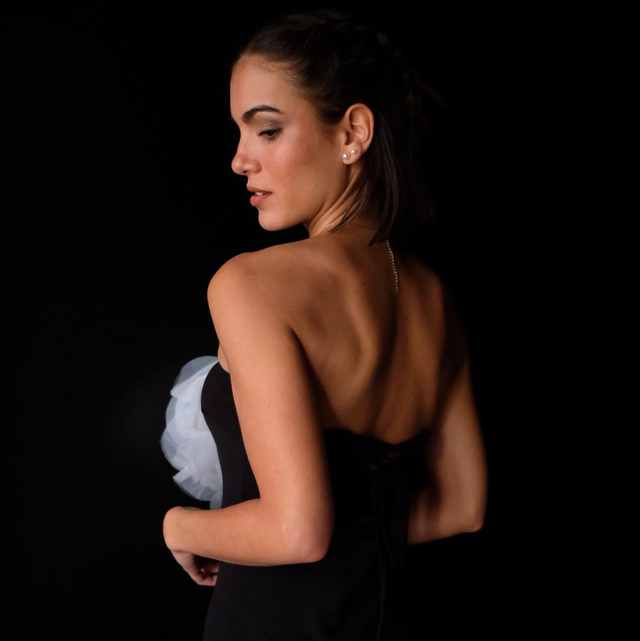 Robe Moulante Bustier À Applique Fleurie