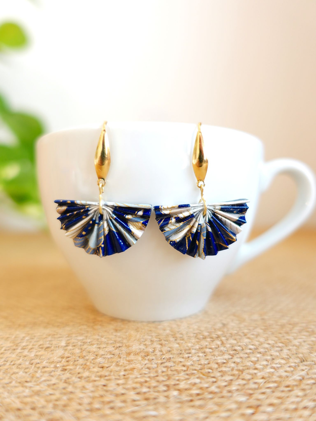 Boucles d&#039;oreilles origami éventail / INOX doré / Papier japonais washi / Bleu, or /