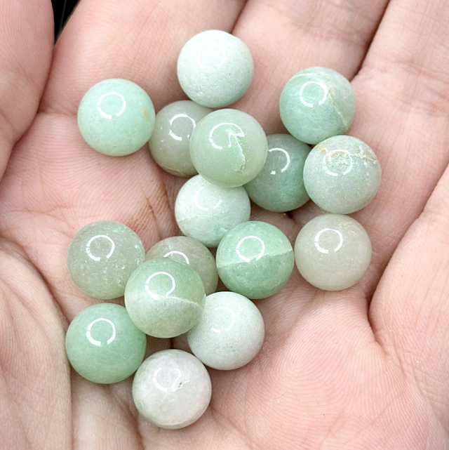 25 mini green aventurine spheres 