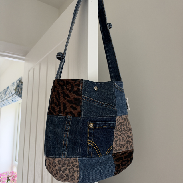 Roxie relaxed shoulder bag