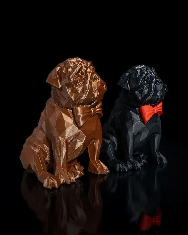 Statue de chien carlin