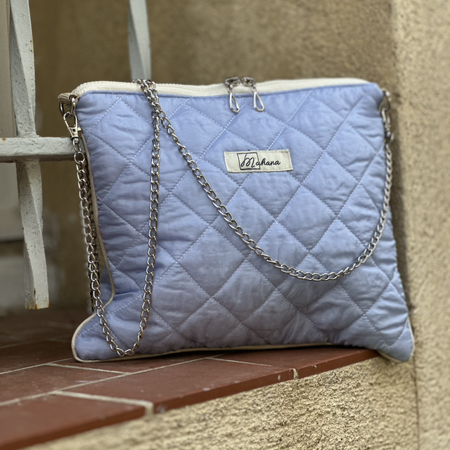 Sac carré matelassé bleu