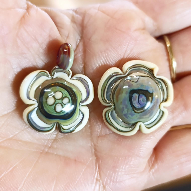 Bague en verre filé – pop – Pièce unique