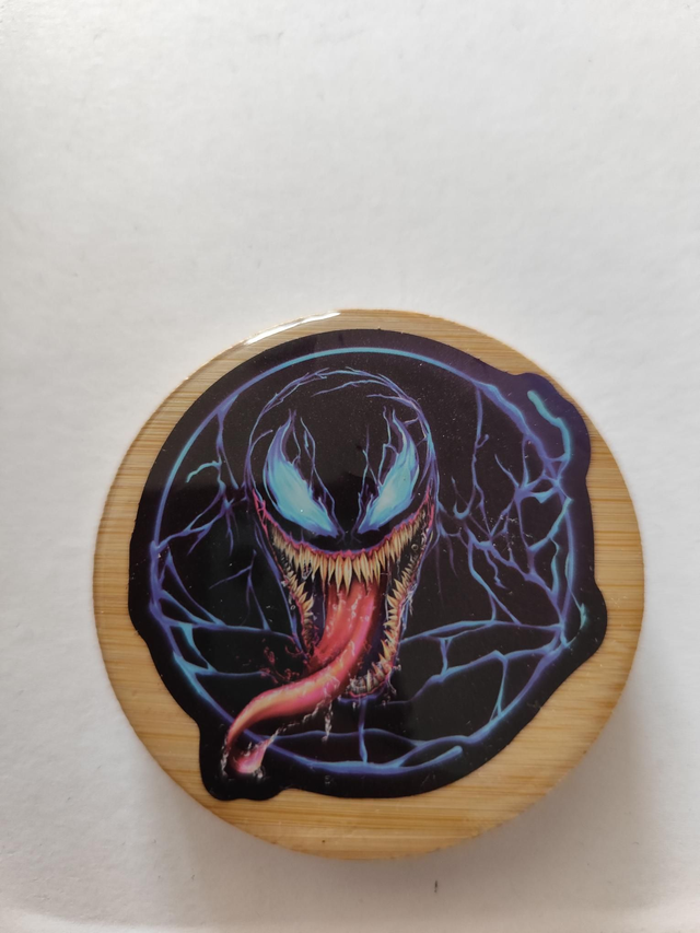 Décapsuleur magnétique frigo Venom 