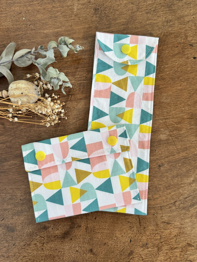 Étui à brosse à dents / ou à couverts