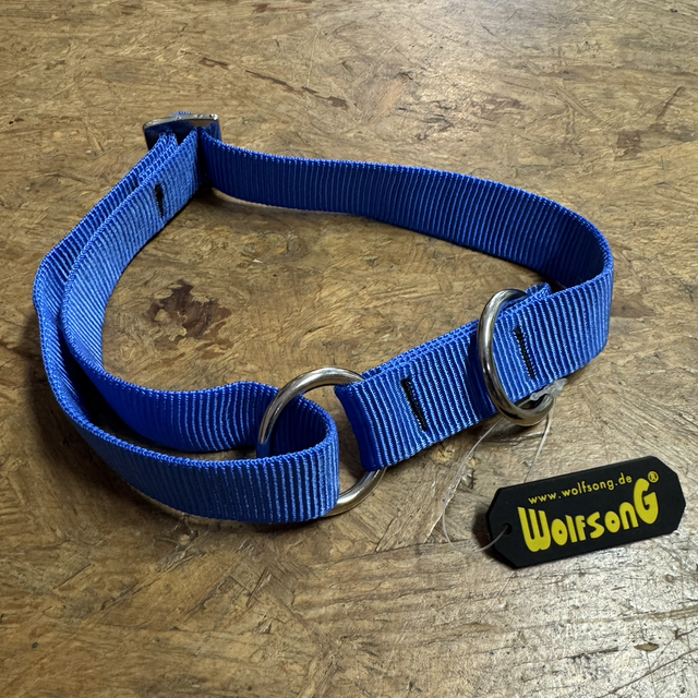 Wolfsong Nylonhalsband blau – 25 mm breit