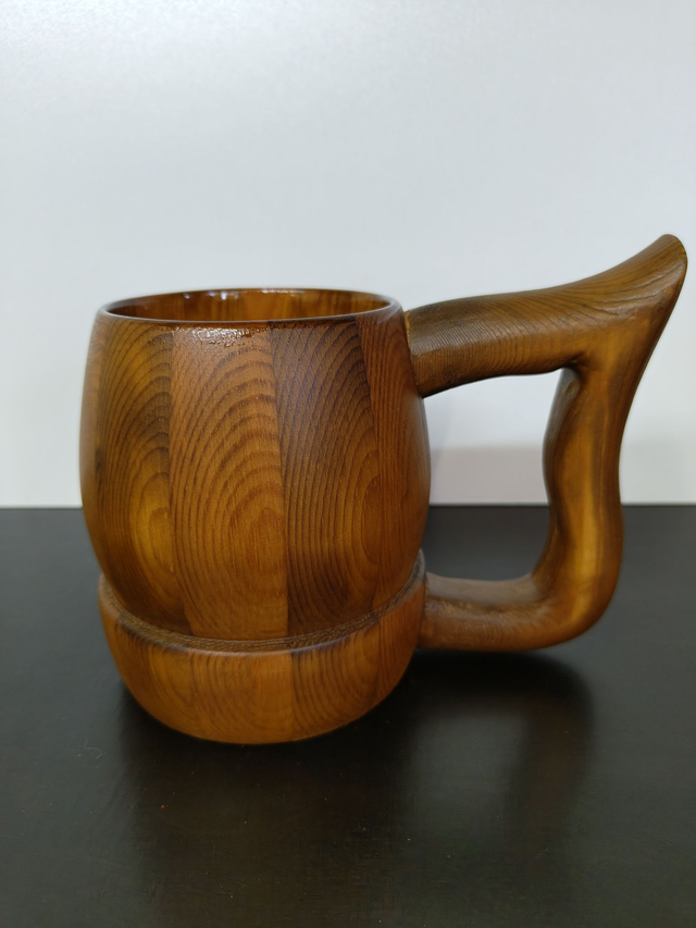 Sonnengriff – Handgedrechselter Holzbecher 0,5 Liter