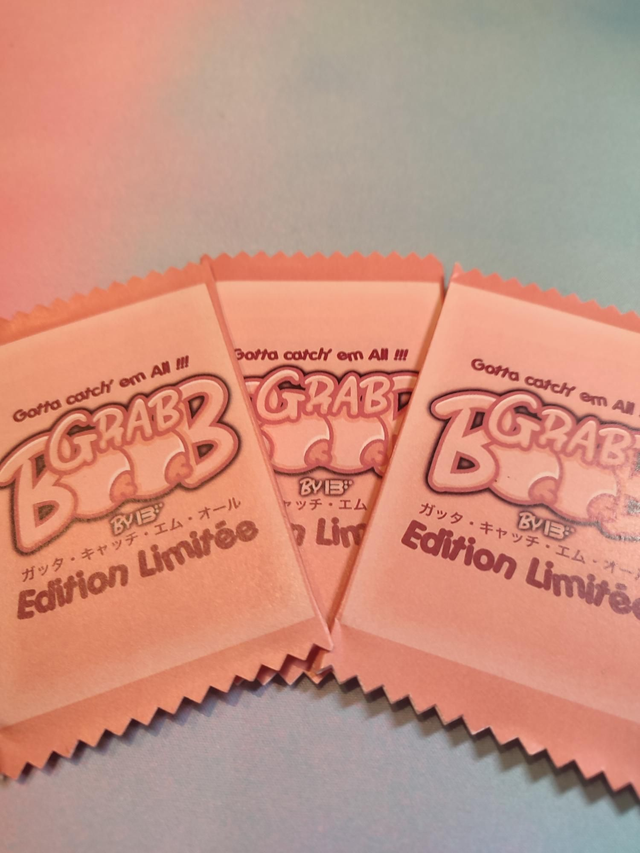 Lot de 3 booster GRAB BOOB pour plus de boob + un print cadeau