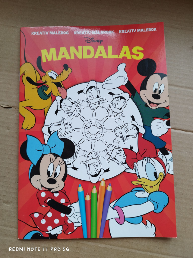 Livre à Colorier Mandalas Disney – Mickey & Amis – Édition Créative