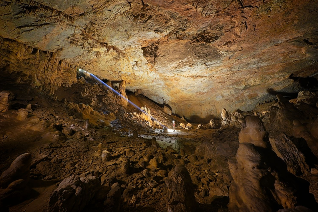 Cueva Las Cosas, Ramera, Matienzo by Sam Davis Photographer