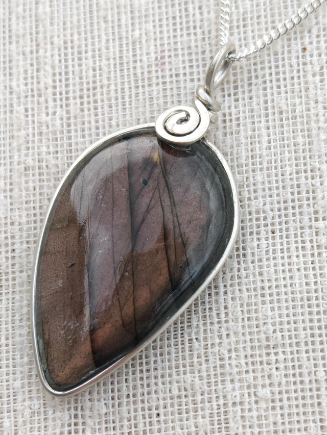 Pendentif Labradorite violette - Argent 925 - Goutte inversée