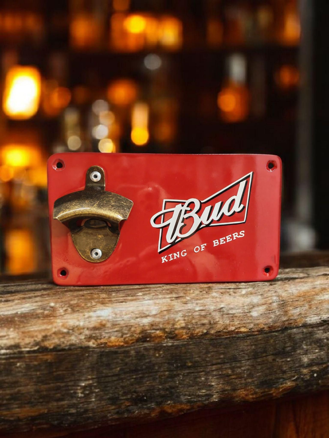 Décapsuleur mural bud