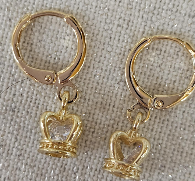 Crown gold plated hoops