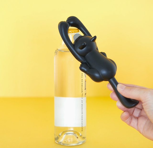 Ouvre-bouteille en forme de chat curieux, noir, plastique/métal