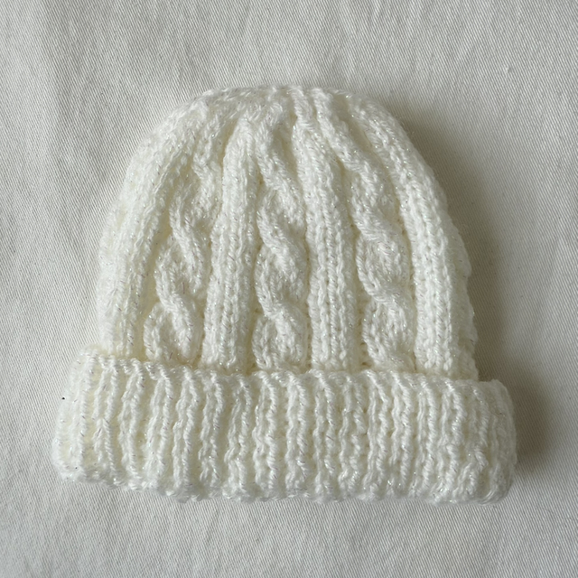 White sparkle cable knit hat