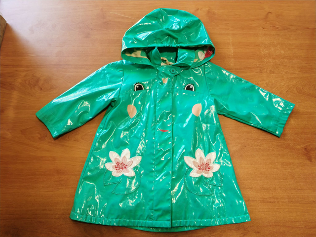 Imperméable grenouille en 18 mois