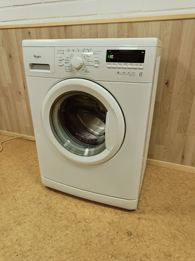 Whirlpool 6kg pesukone