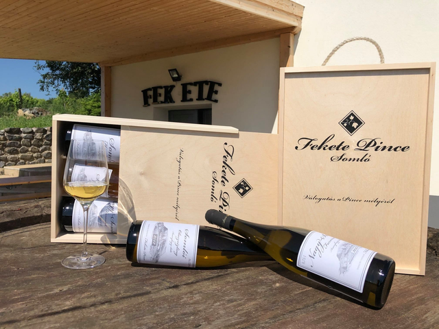 Díszdoboz 3 palack részére