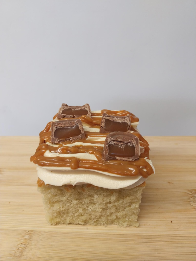 Rolo Cake