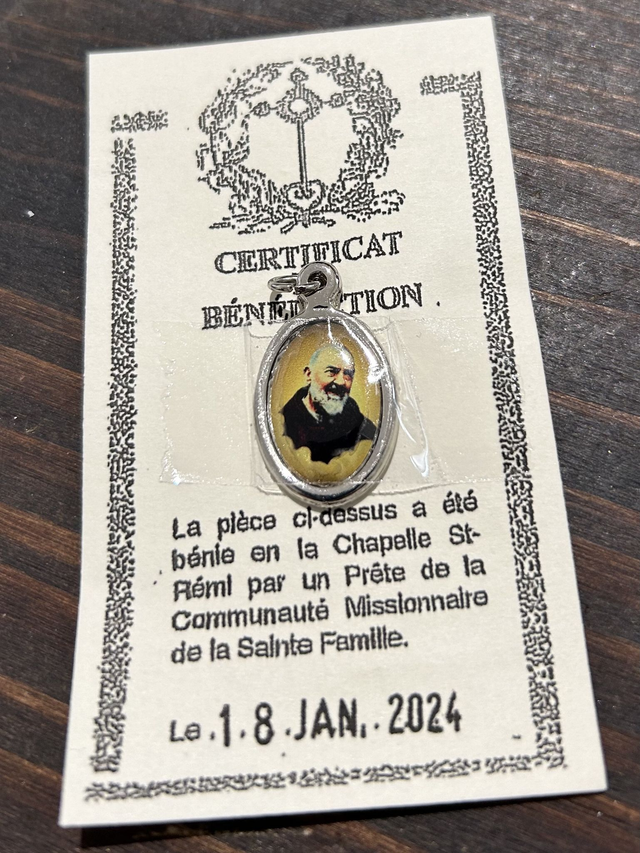 Médaille Sainte bénite 